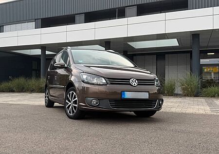 VW Touran Volkswagen 1.2 TSI BlueMotion