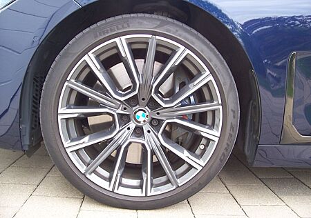 BMW 740Ld xDrive M Sportpaket Pano/Touch/20"/Laser