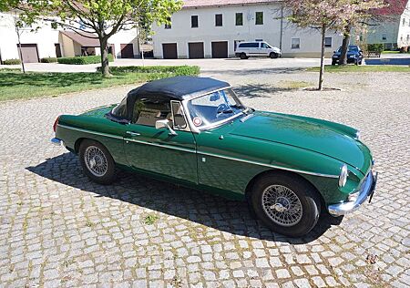 MG MGB Roadster, Chrommodell, Bj.71