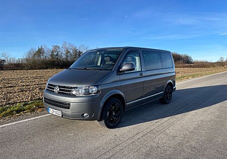 VW T5 Multivan Volkswagen - Austauschmotor - Turbo neu