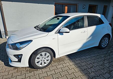 Kia Rio 1.2 Edition 7