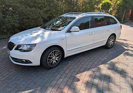 Skoda Superb 2.0 TDI 125kW Green tech DSG L&K Comb...