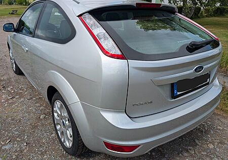 Ford Focus 1,6l 1. Rentnerhand, Zahnriemen neu