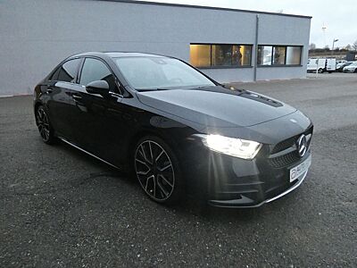 Mercedes-Benz A 180 A Limousine AMG line/Pano/Kamera/Navi/