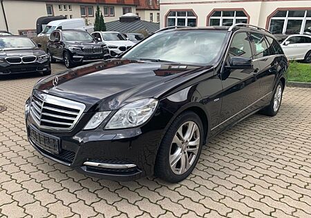 Mercedes-Benz E 200 T CDI Blue Avantg*AHK*T-Leder*Xenon*PDC+