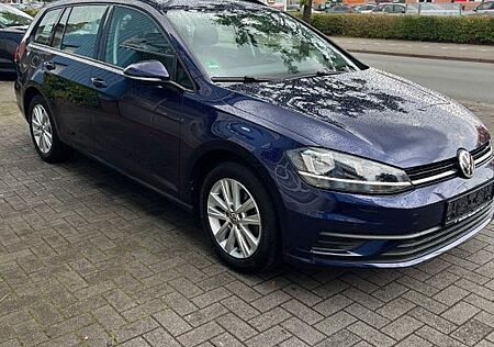 VW Golf Volkswagen VII Variant Trendline BMT, Navi, Car-Net,