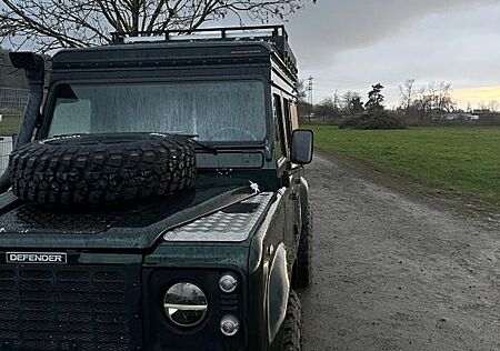 Land Rover Defender 110 Td5 ( Wohnmobilzulassung)