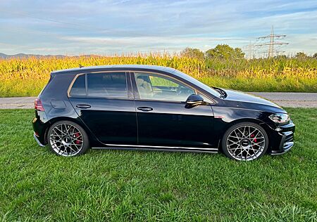 VW Golf Volkswagen 2.0 GTI Facelift