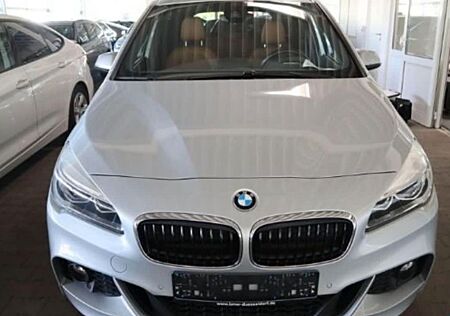 BMW 2er 220 Gran Tourer 220i M Sport M Sport