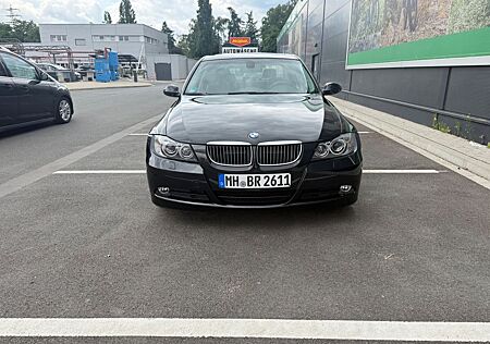 BMW 330i N52 Handschalter aus Liebhaberbesitz