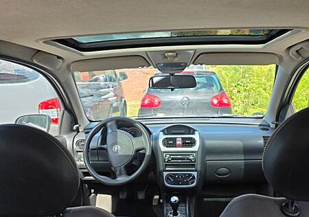 Opel Corsa 1.2 -