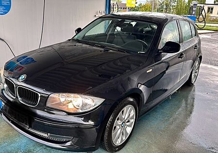 BMW 116 Baureihe 1 Lim.*Start-Stop*Sitzh*6Gang*Euro5