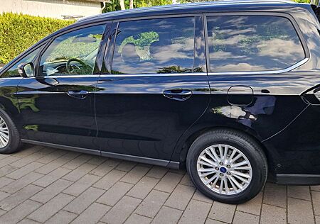 Ford Galaxy 2,0 TDCi 132kW Titanium PowerShift Ti...