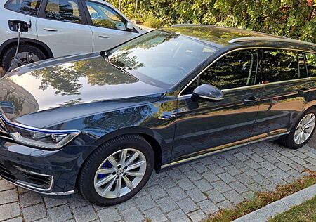 VW Passat Variant Volkswagen GTE Business+Pano+LED+AHK+ACC+DAB
