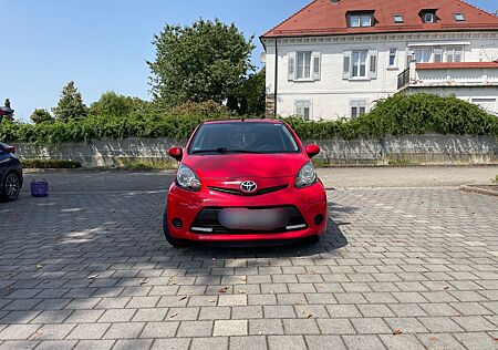 Toyota Aygo (X) Aygo (X) zuverlässig, sparsam, gepflegt