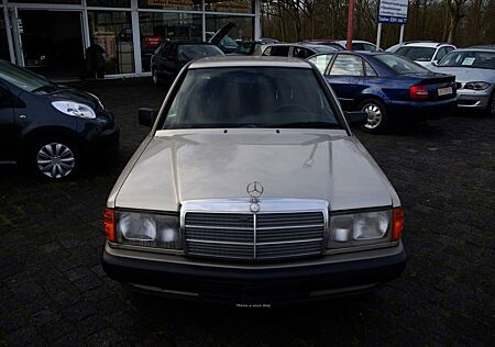 Mercedes-Benz 190 190E