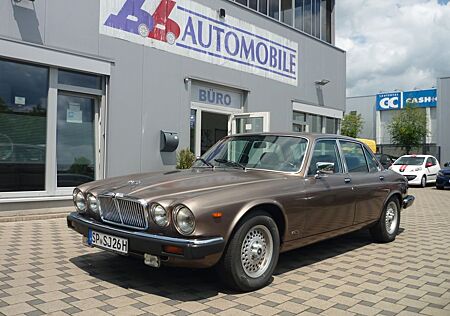 Jaguar XJ / H Kennzeichen /elektr. Schiebedach