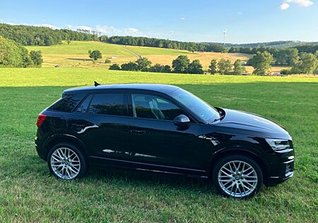 Audi Q2 1.4 TFSI 3xsline Pano