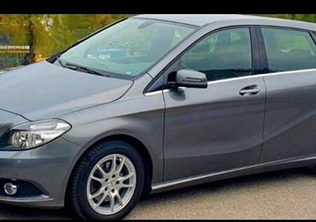 Mercedes-Benz B 200 CDI Automatik Navi Sitzheizung PDC AHK