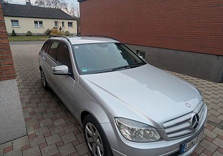 Mercedes-Benz C 200 CDI T BlueEFFICIENCY -