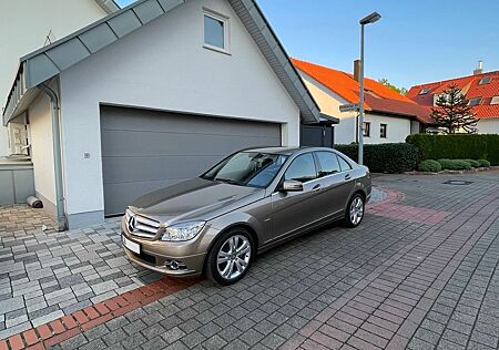 Mercedes-Benz C 250 CGI BlueEFFICIENCY AVANTG. Autom. AVAN...