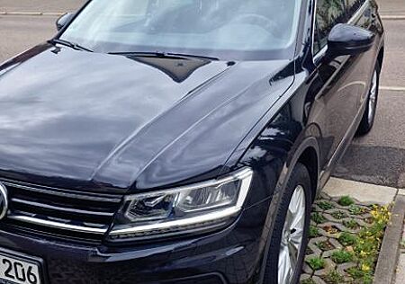 VW Tiguan Volkswagen 2.0 TDI SCR 140kW DSG BMT 4MOT Highli...