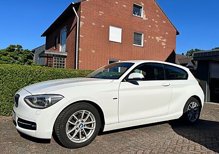 BMW 120d Sport Line Sport Line, HK, gute Ausstattung