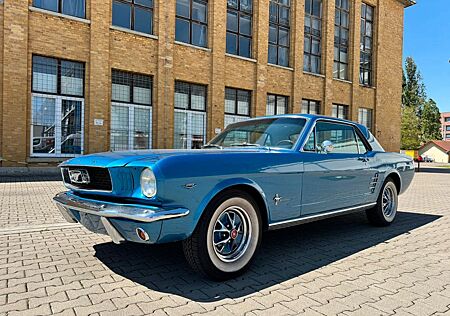 Ford Mustang 4.7 *Automatik*H-Kennzeichen*Tüv Neu*