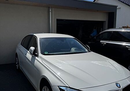 BMW 318d -