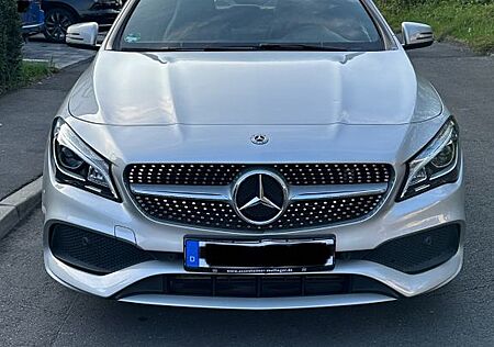 Mercedes-Benz CLA 180 AMG