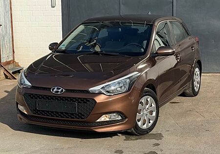 Hyundai i20 blue Trend*Szh*Tem*PDZ*Acc*Lenkhz*