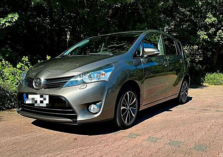 Toyota Verso-S