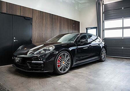 Porsche Panamera GTS Sport Turismo | AHK | Pano | Chono | PASM