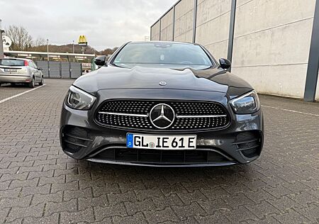 Mercedes-Benz E 300 de Autom. -