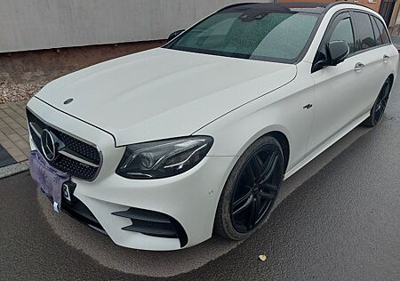 Mercedes-Benz E 53 AMG Mercedes-AMG E 53 4MATIC+ T Autom. ...