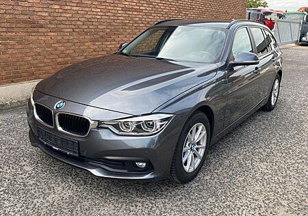 BMW 318d 2.0 150PS Touring Facelift*Navi*LED*StzHzg