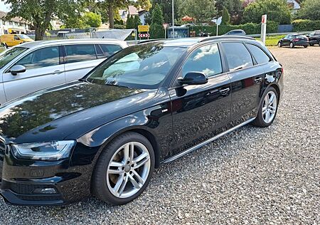 Audi A4 Avant S line Sportpaket / plus quattro