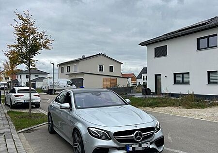 Mercedes-Benz E 63 AMG Mercedes-AMG E 63 S 4MATIC+ Autom. ...