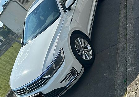 VW Passat Variant Volkswagen 1.4 TSI DSG GTE Variant GTE