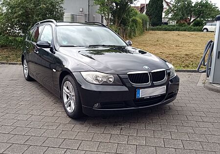 BMW 318D E91 , TÜV 03/2027, AHK