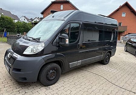 Peugeot Boxer 2.2 HDI Camper Umbau Solar TV