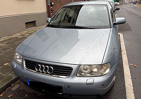 Audi A3 1.6 Automatik