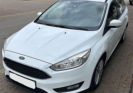 Ford Focus 1,0 EcoBoost 92kW Business Turnier Bus...