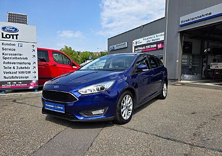 Ford Focus Tur. Business Diesel Autom. *AHK*NAV*TEMP*