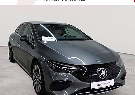 Mercedes-Benz EQE 300 Electric Art
