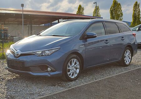 Toyota Auris Touring Sports1.8 HybridExecutive Panorama