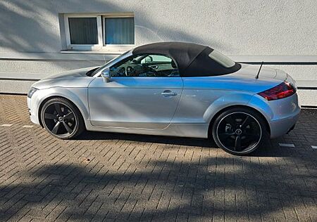 Audi TT Roadster 2.0 TFSI - Navi / Kamera / Bose