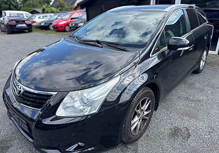 Toyota Avensis Combi 6Gang Edition/Navi/PDCTempomat/TOP