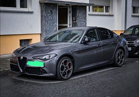 Alfa Romeo Giulia 2.0 Turbo 16V 206kW AT8-Q4 Veloce Veloce