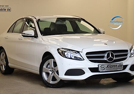 Mercedes-Benz C 200 CGI 184PS 9G Standheizung Navi R-Cam